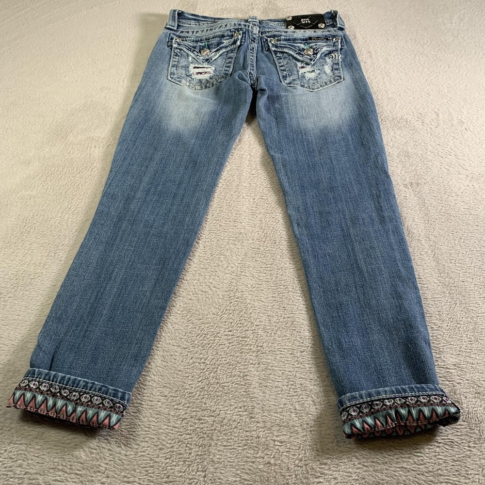 Miss Me Signature Cropped Jeans Womens 25 Medium Wash‎ Distressed Aztec Cuff